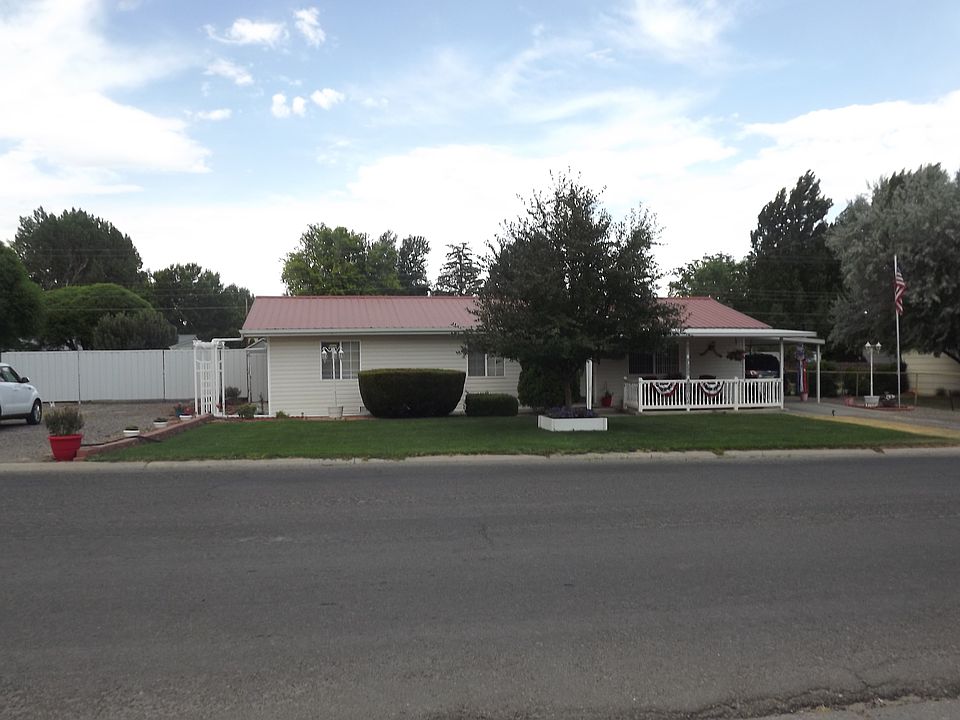 Front of house 