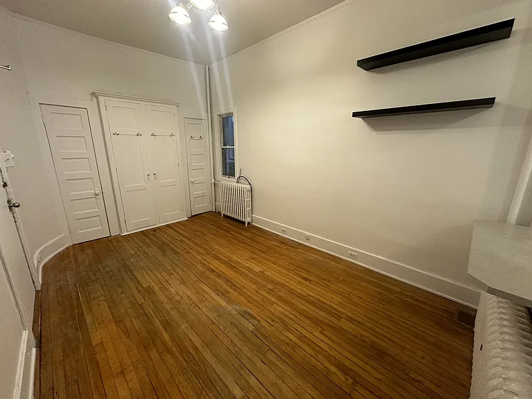 322 Cooper St #3 — Photo 2
