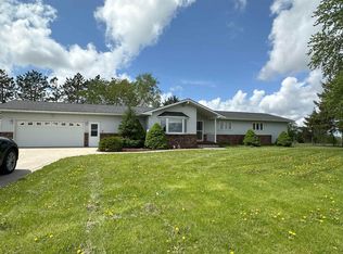 3386 Berg Rd, Dodgeville, WI 53533