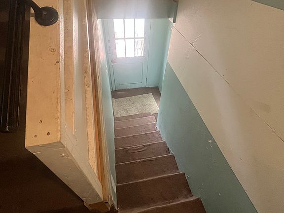 2nd image of 510 N Nicholls St #B