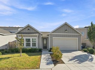 5846 E Truman Ave, Fresno, CA 93727
