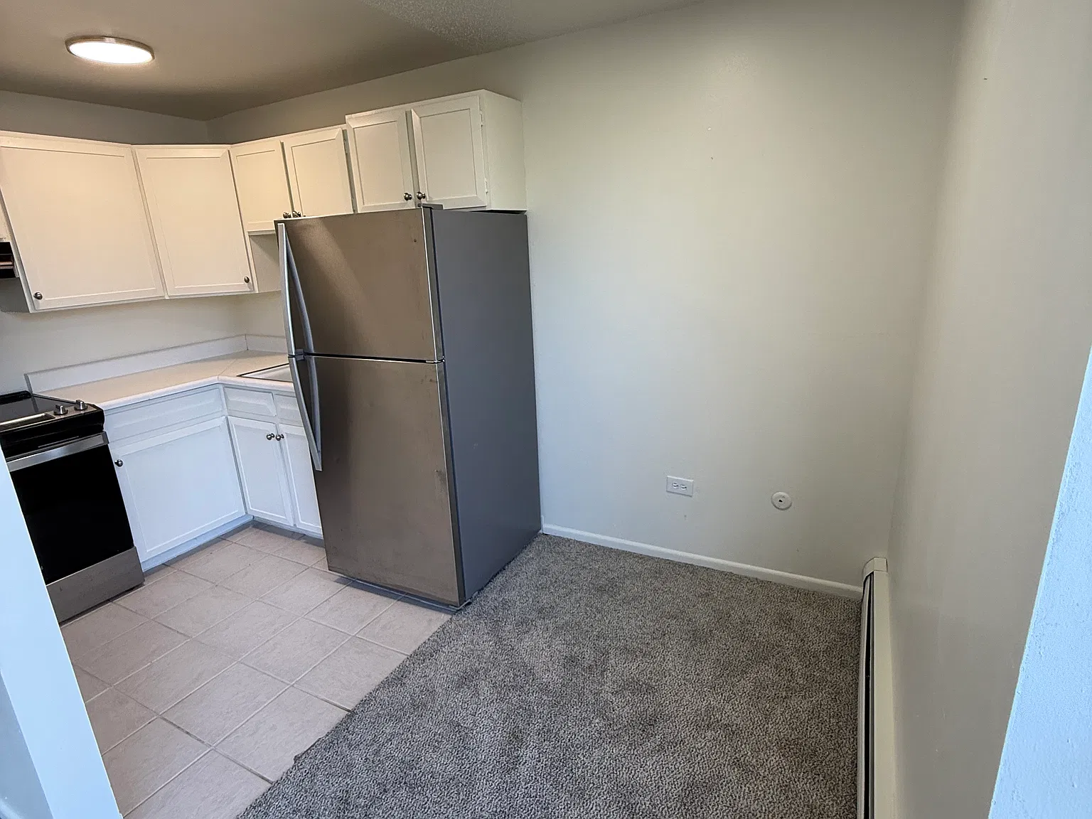 Studio, 440 sqft, $1,200 — Photo 2
