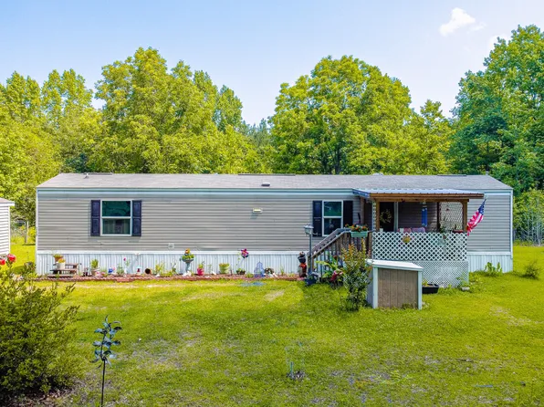 340 Bailey Farm Ln, Cottageville, SC 29435