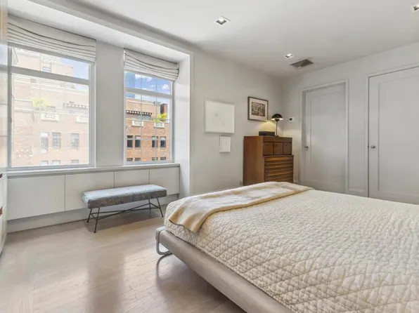 465 West 23rd Street image 12 of 28