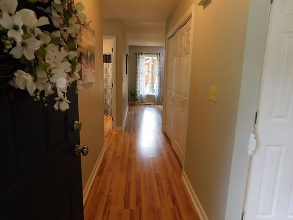 5th image of 10 Trafalgar Ln