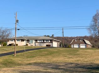 2250 Stoney Ridge Rd, Palmerton, PA 18071