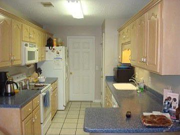 2nd image of 160 Carlyene Dr