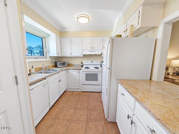 2nd image of 4301 Bay Point Rd #470