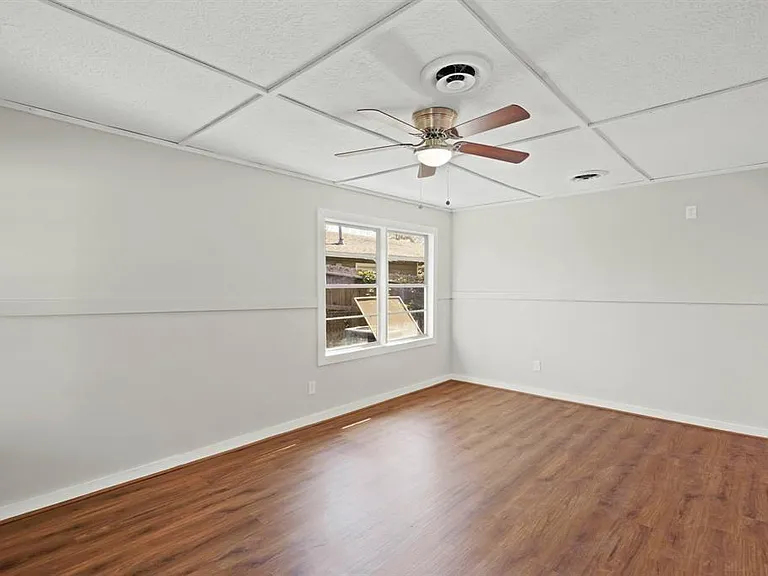8186 Record St — Photo 5
