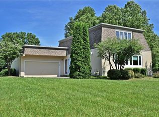 8311 Morningside Dr, Youngstown, OH 44514