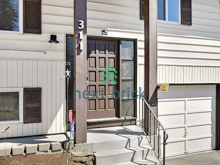 311 137th St SW — Photo 2