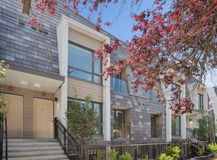 378 W 45th Ave #202, Vancouver, BC V5Y2V8