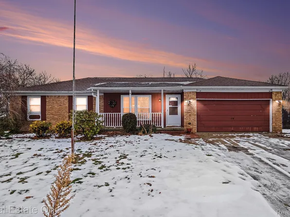 2502 Hutchinson Ln, Flint, MI 48507