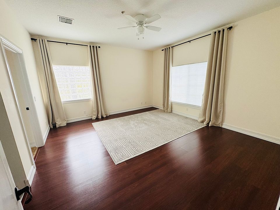 1st image of 1001 N Federal Hwy APT 6