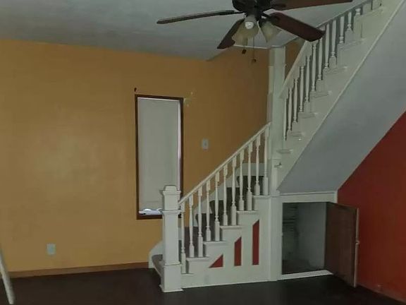 Additional Living Room