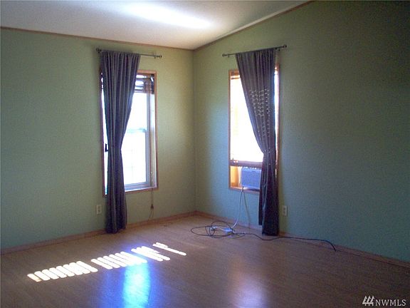 5th image of 198 Grand Fir Dr #23