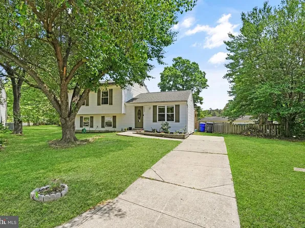 4600 Taylor Ct, Waldorf, MD 20602