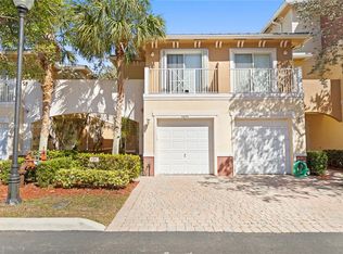 4650 SW 75th Way, Davie, FL 33314