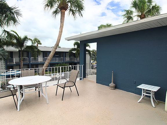 Sun Deck