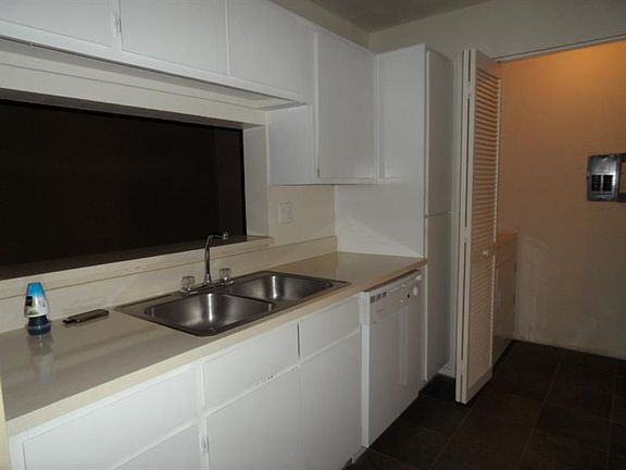 2nd image of 4053 NW 87th Ave #4053