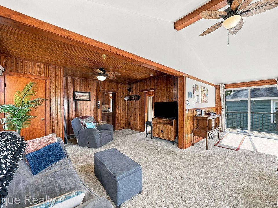 4157 Flynn Dr, photo 10