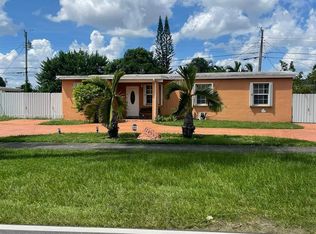 11455 SW 47th Ter, Miami, FL 33165