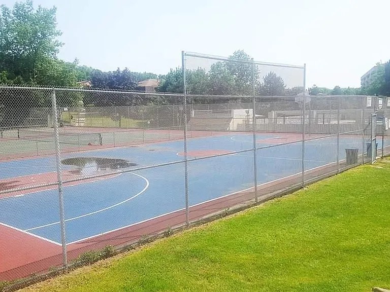 2 Elmwood Park Dr #322 — Photo 33