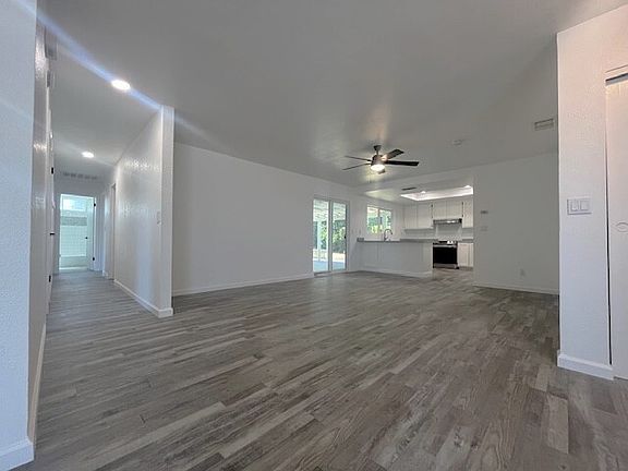 3rd image of 8500 Sunrise Woods Way
