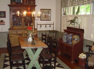 4451 Green Pond Rd, Easton, PA 18045