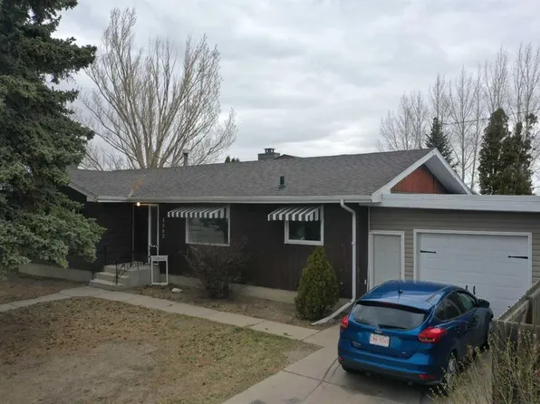 5502 W 45th Ave, Taber, AB T1G 1C4