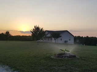229 Autumn Sunset Dr, Cuba, MO 65453