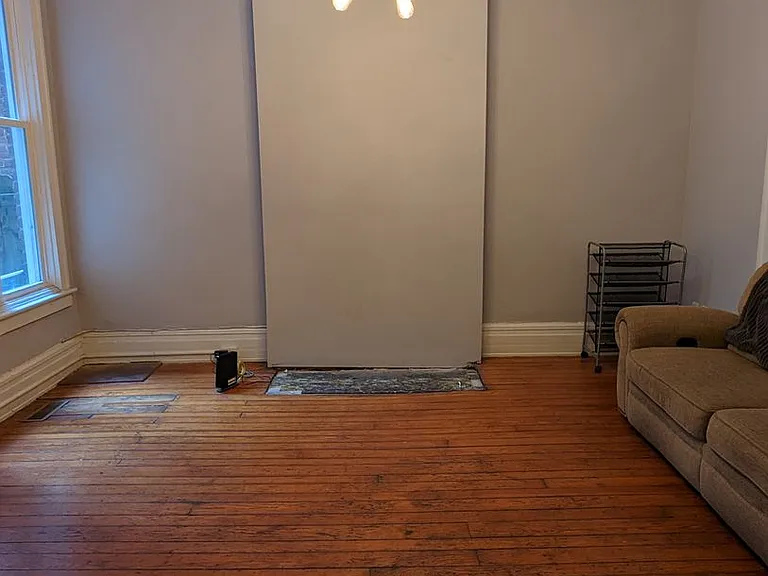 1609 W Grace St — Photo 3
