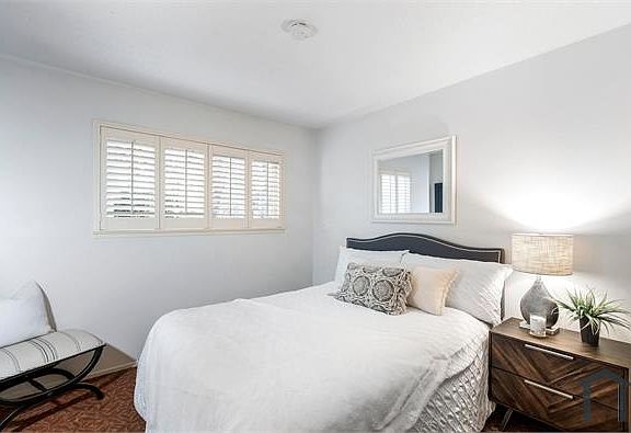 4th image of 515 21st St APT 1