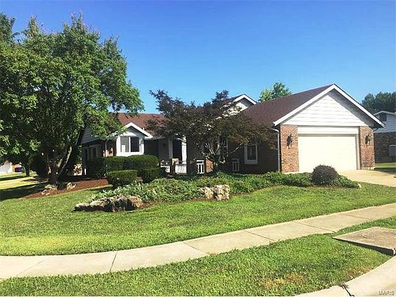5th image of 4132 Les Cherbourg Ln