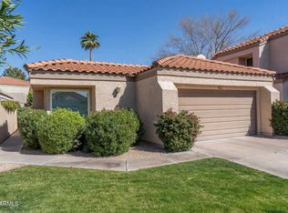 11805 N 40th Way, Phoenix, AZ 85028