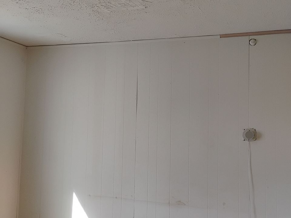 1st image of 30 Hardy St Floor 1