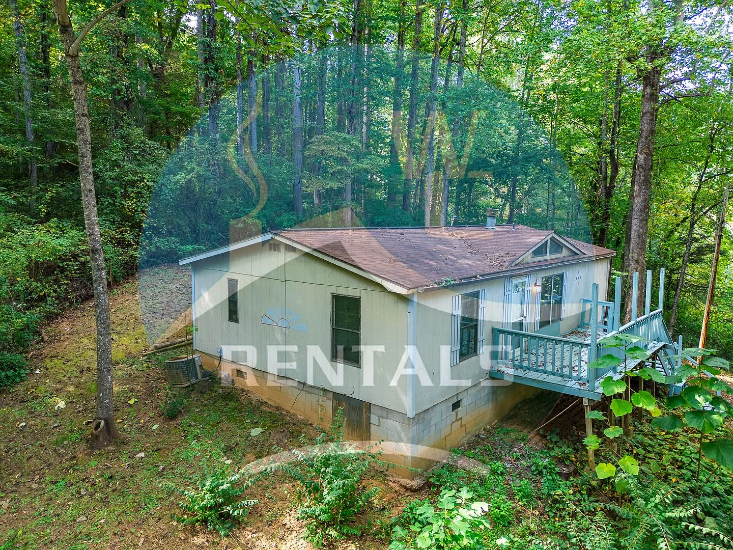 Discover this 2 bedroom, 2 bath Clayton modular home in Sylva, NC. available now for year-long le... — Photo 1