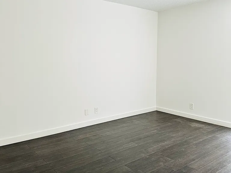 20400 W Country Club Dr #414 — Photo 7