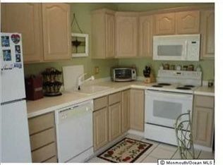 204 Windsong Cir, East Brunswick, NJ 08816