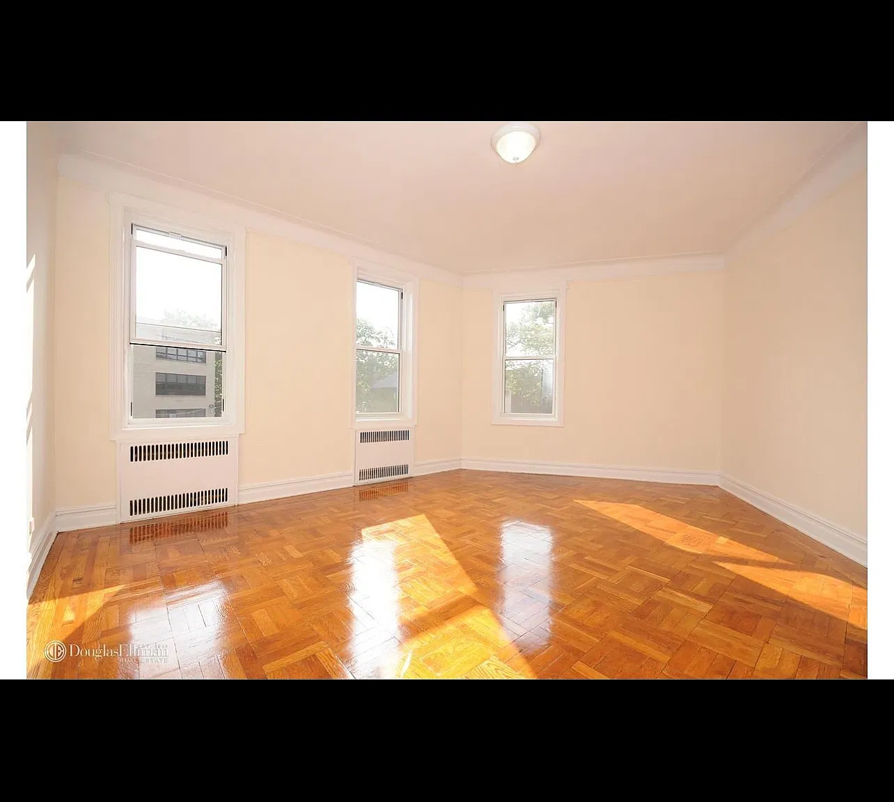 1 bed, 800 sqft, $2,150 — Photo 3