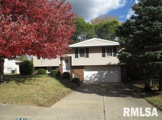 5712 N Keenland Ave, Peoria, IL 61614