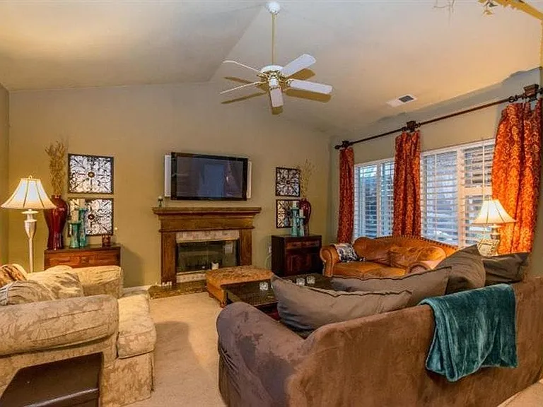 9243 N Price Ave — Photo 21