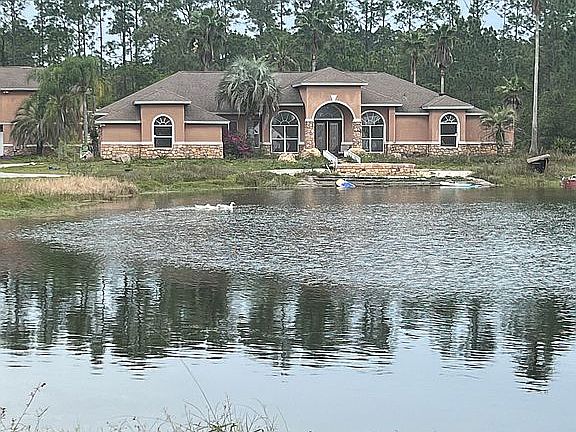 2nd image of 3521 Red Barn Ln