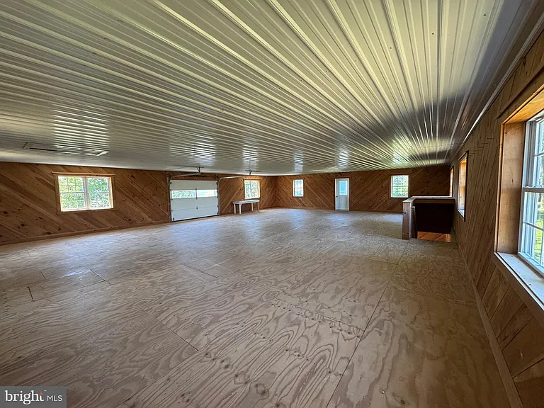 2395 Stumptown Rd — Photo 18