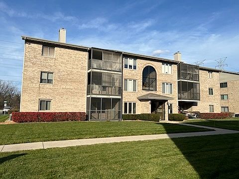 5041 139th Pl APT 404, Crestwood, IL 60418 | Zillow