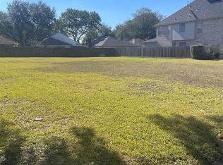 8319 Frontenac Dr, Houston, TX 77071