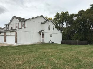 1220 Granada Dr, Raymore, MO 64083