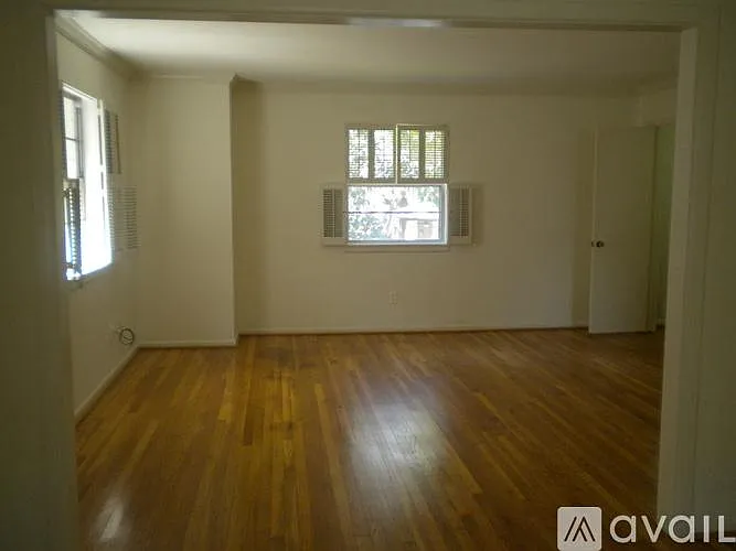 2417 Rosamond St #2417 — Photo 7