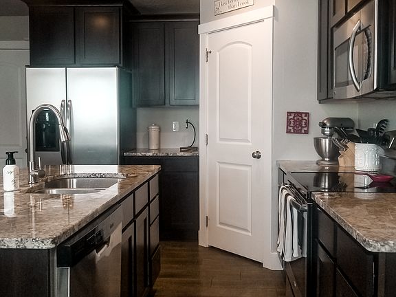3rd image of 13072 S Padstow Ln