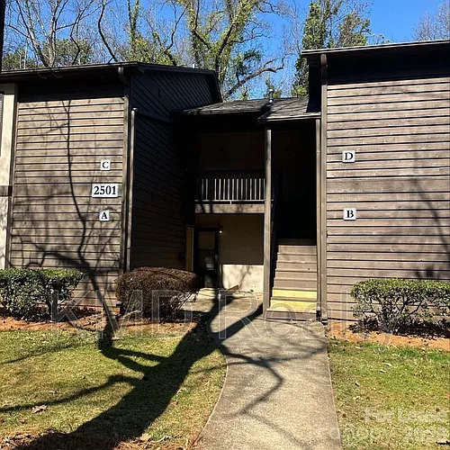 2501 Kilborne Dr #D Photo 1